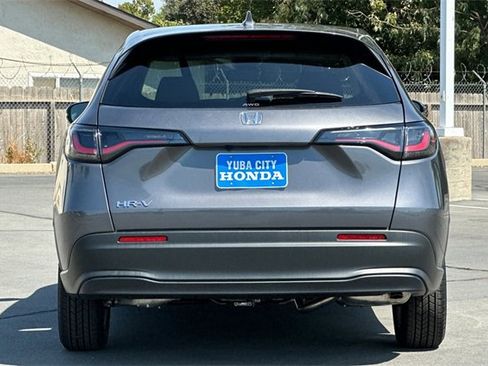 New 2026 Honda HR-V LX image 5