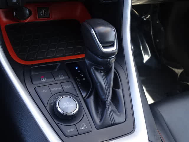 Used 2024 Toyota RAV4 Adventure AWD/4WD image 33