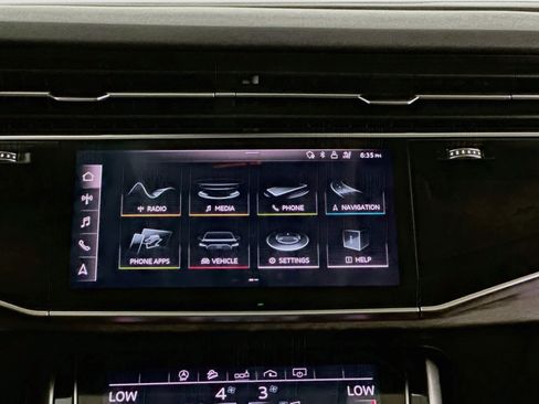 Used 2019 Audi Q8 Premium Plus w/ Premium Plus AWD/4WD image 12
