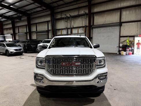 Used 2018 GMC Sierra 1500 SLT w/ SLT Premium Package AWD/4WD image 10