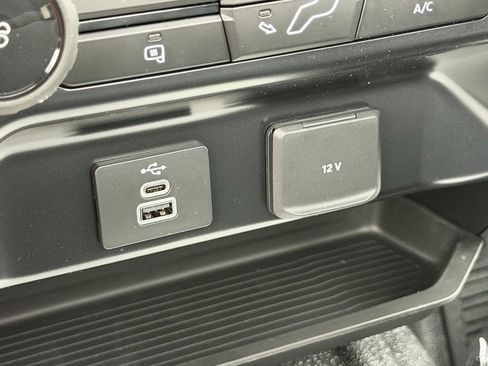 New 2026 Ford F550 4x4 Regular Cab Super Duty image 5