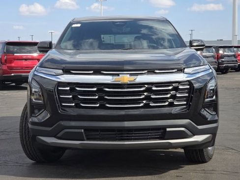 New 2026 Chevrolet Equinox LT w/ Convenience Package II FWD image 18