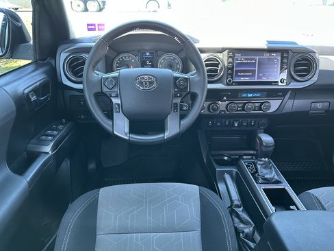 Used 2021 Toyota Tacoma TRD Off-Road w/ Technology Package image 41