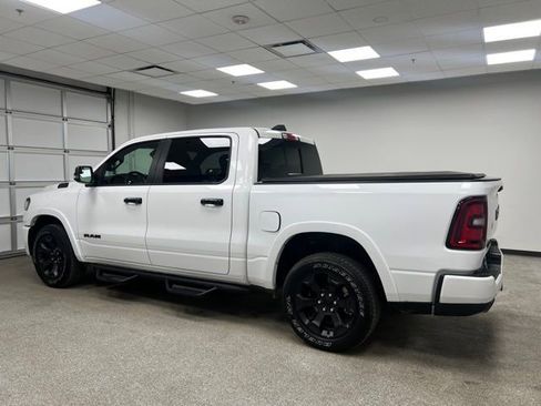 Used 2025 RAM 1500 Big Horn AWD/4WD image 7