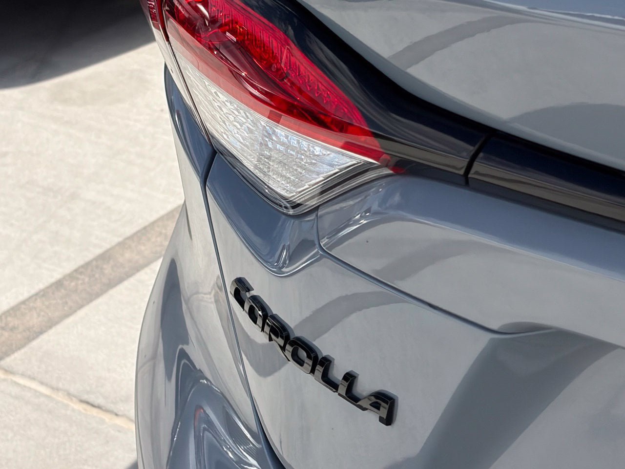 Used 2021 Toyota Corolla SE w/ Carpet Mat Package (TMS) FWD image 5