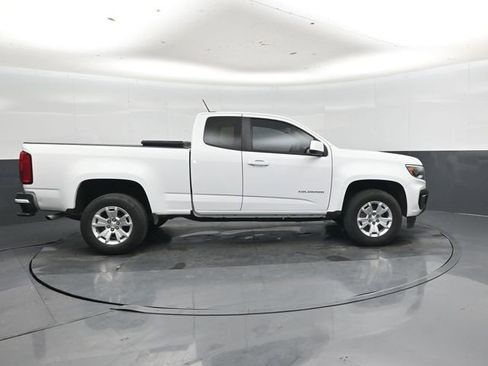 Used 2022 Chevrolet Colorado LT w/ Fleet Safety Package RWD image 2