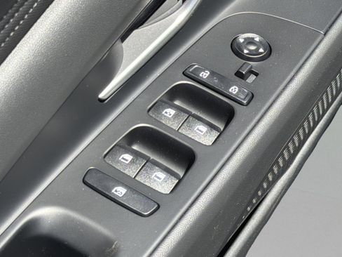 New 2026 Hyundai Elantra Limited FWD image 10