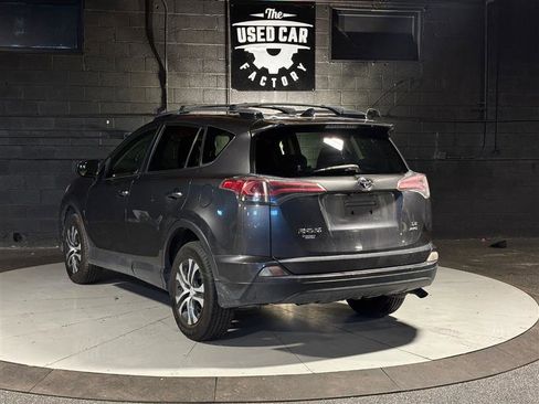Used 2017 Toyota RAV4 LE image 4