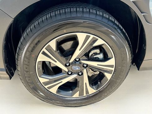 Used 2024 Subaru Crosstrek 2.0i Premium AWD/4WD image 38