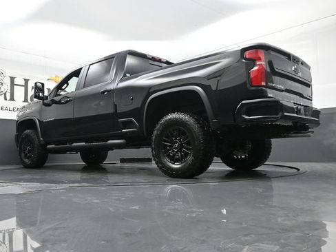 New 2026 Chevrolet Silverado 2500 ZR2 AWD/4WD image 5