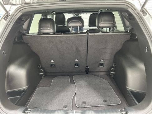 Used 2025 Jeep Compass Limited image 22