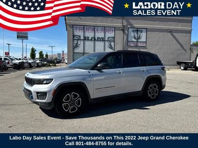 Used 2022 Jeep Grand Cherokee Trailhawk w/ Advanced Protech Group II