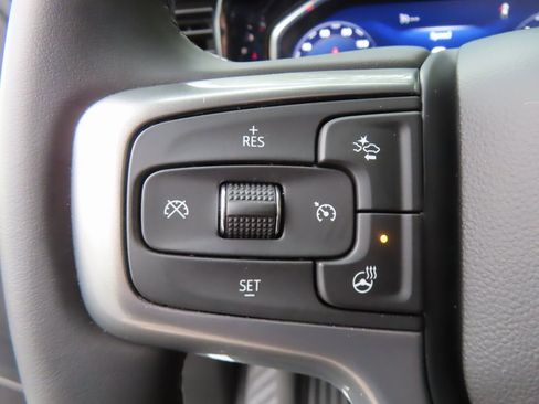 Used 2025 Chevrolet Silverado 1500 LT image 20