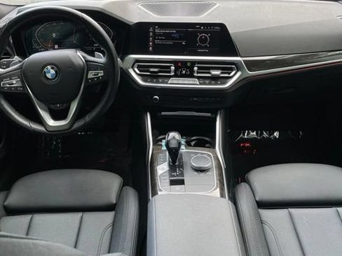 Used 2021 BMW 330i Sedan w/ Premium Package RWD image 16