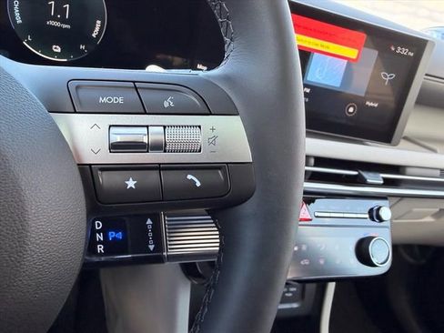 New 2026 Hyundai Tucson Limited image 19