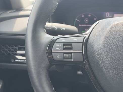 Certified 2025 Honda Accord Touring image 23