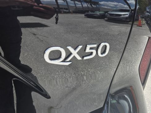 Used 2023 INFINITI QX50 Sensory FWD image 15