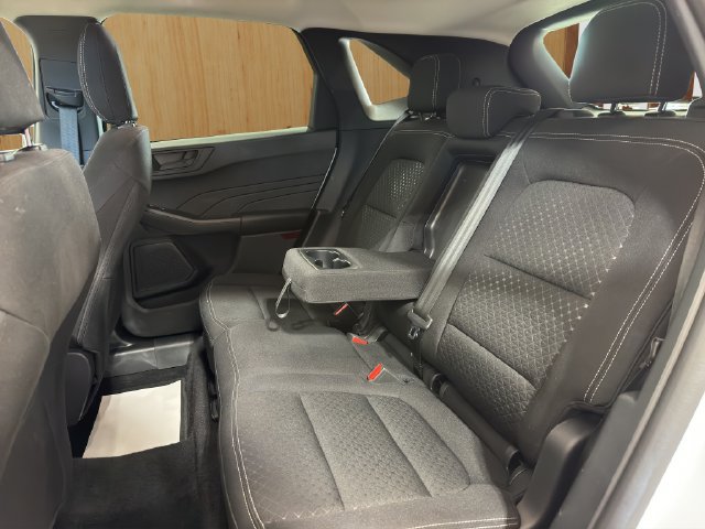 Used 2025 Ford Escape Active AWD/4WD image 11