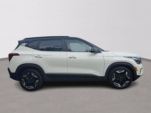 Used 2024 Kia Seltos SX AWD/4WD image 7