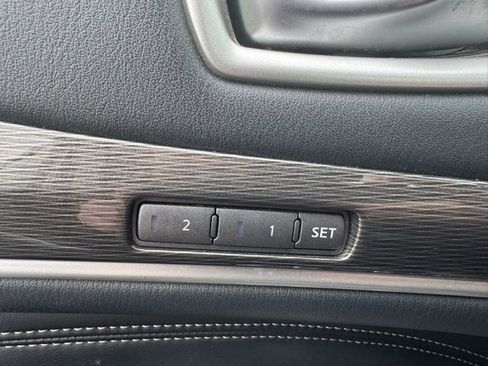 Used 2018 INFINITI QX60 AWD w/ Premium Plus Package image 15