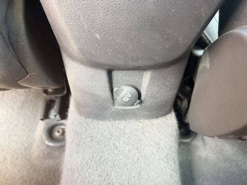 Used 2012 Ford Focus SEL FWD image 7