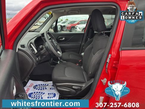 Used 2023 Jeep Renegade Latitude AWD/4WD image 15