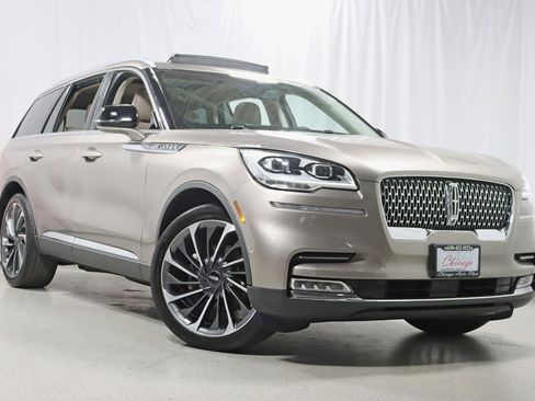 Used 2020 Lincoln Aviator Reserve w/ Equipment Group 202A AWD/4WD image 7
