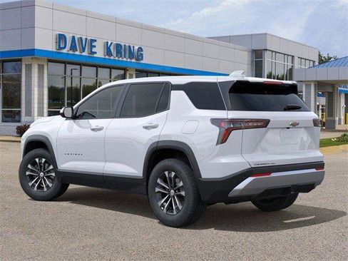 New 2026 Chevrolet Equinox LT w/ Convenience Package II image 3