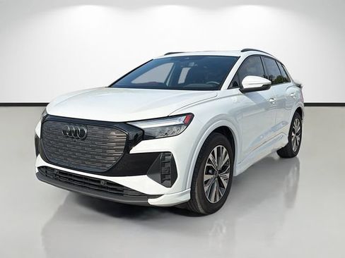 Used 2025 Audi Q4 e-tron Premium w/ Convenience Package RWD image 7
