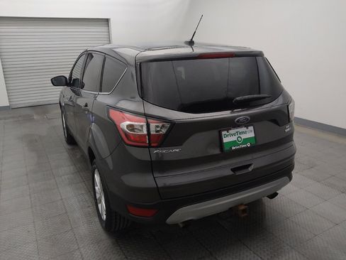 Used 2017 Ford Escape SE AWD/4WD image 6