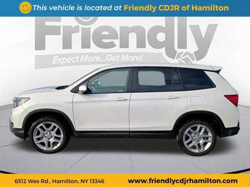 Used 2024 Honda Passport EX-L image 2