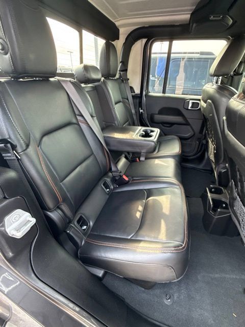 Used 2022 Jeep Gladiator Mojave w/ Cold Weather Group AWD/4WD image 27