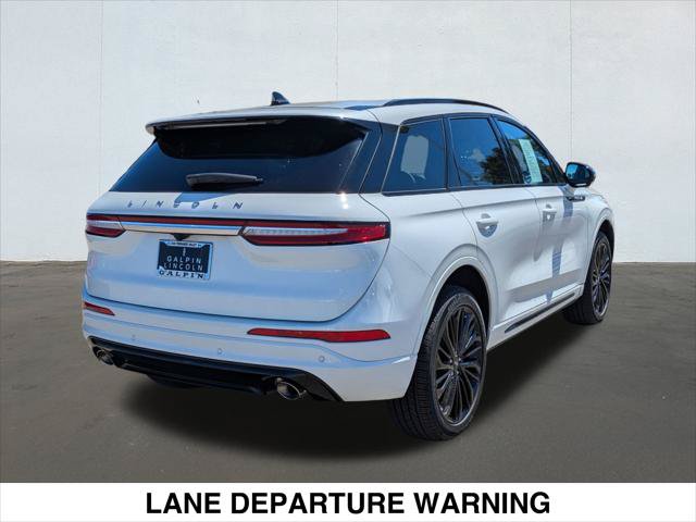 Used 2024 Lincoln Corsair Reserve w/ Equipment Group 201A FWD image 5