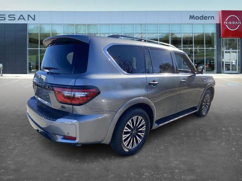 Certified 2024 Nissan Armada SL w/ Midnight Edition Package image 5
