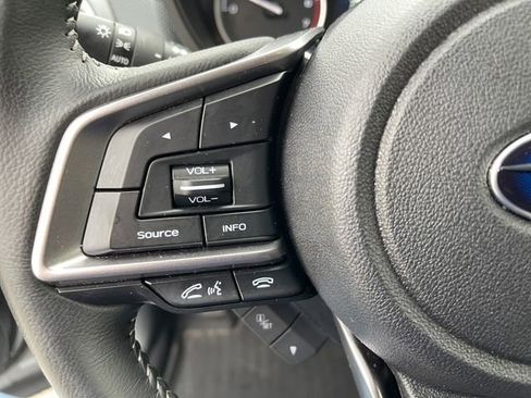 Used 2024 Subaru Forester Premium image 31