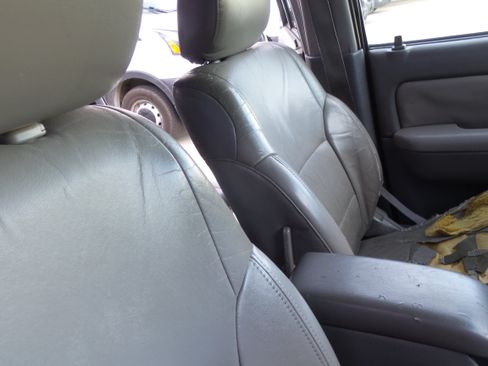 Used 2002 Toyota 4Runner SR5 AWD/4WD image 28