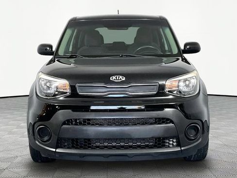 Used 2019 Kia Soul FWD image 3