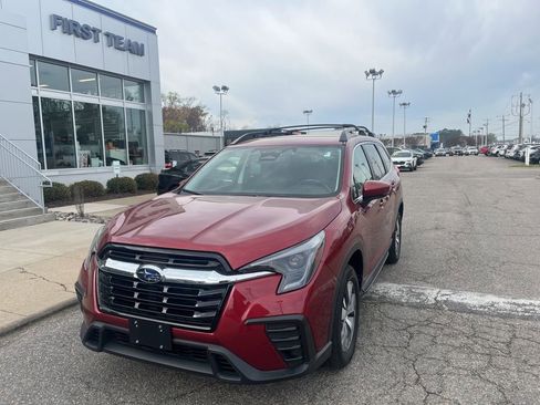 Used 2024 Subaru Ascent Premium w/ Convenience Package image 7