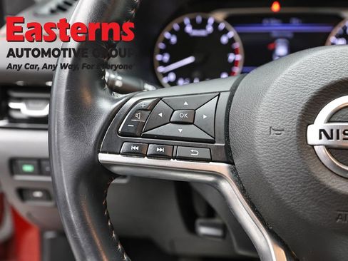 Used 2020 Nissan Sentra SR FWD image 15