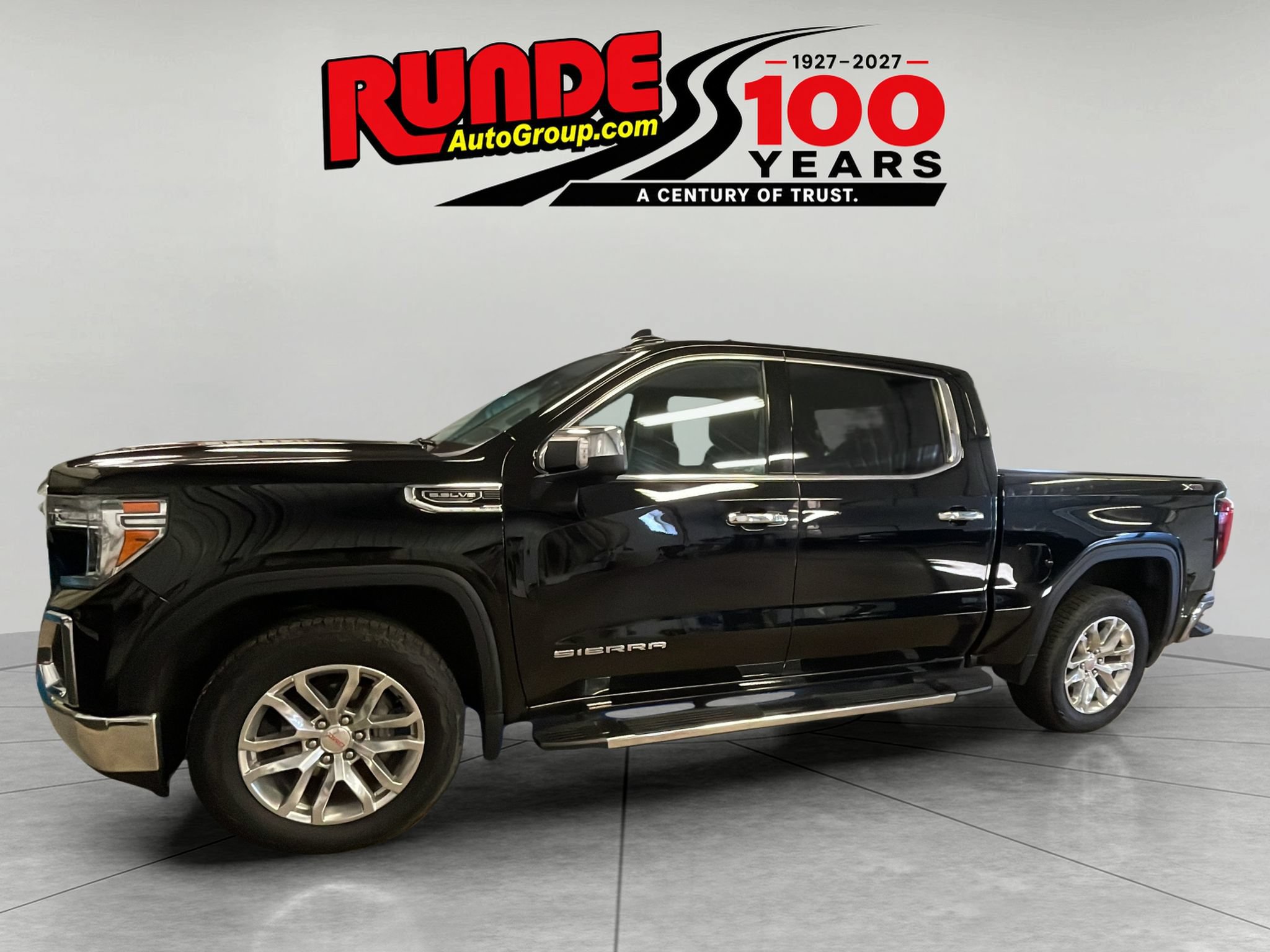 Used 2022 GMC Sierra 1500 SLT AWD/4WD image 1