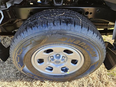 New 2026 Nissan Frontier S w/ S Utility Package image 8