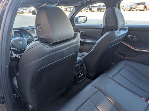 Used 2025 BMW 330i Sedan image 24