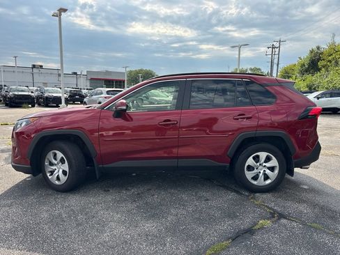 Used 2019 Toyota RAV4 LE w/ All Weather Liner Package AWD/4WD image 3