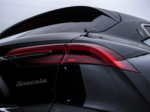 Certified 2024 Maserati Grecale GT image 13
