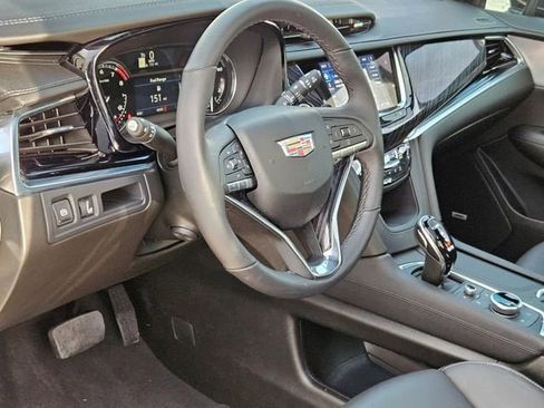 New 2025 Cadillac XT6 Premium Luxury image 9