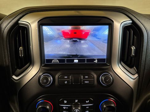 Used 2020 Chevrolet Silverado 1500 LT Trail Boss image 17