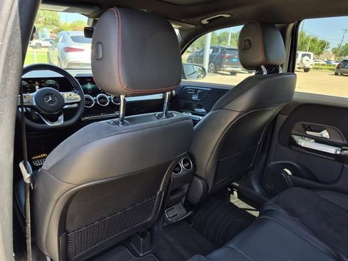 Certified 2022 Mercedes-Benz GLB 250 image 18