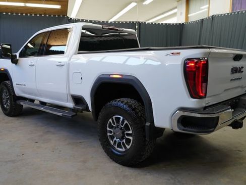 Used 2021 GMC Sierra 2500 SLE w/ SLE Value Package; AWD/4WD image 5