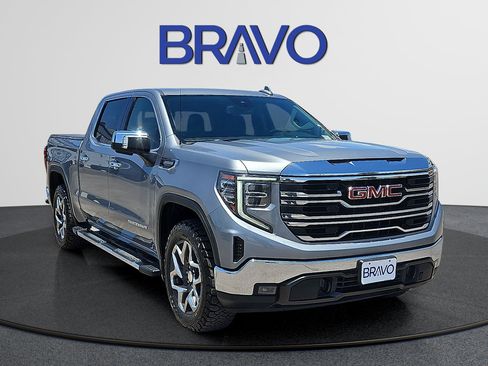 Used 2023 GMC Sierra 1500 SLT AWD/4WD image 6