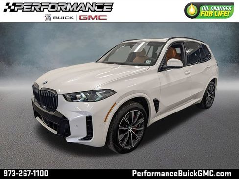 Used 2026 BMW X5 xDrive40i w/ M Sport Package AWD/4WD image 1